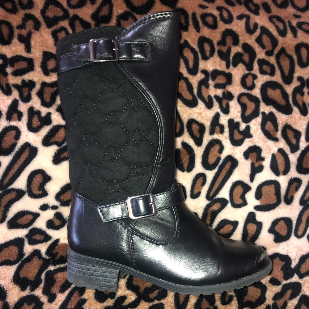 Girl boots